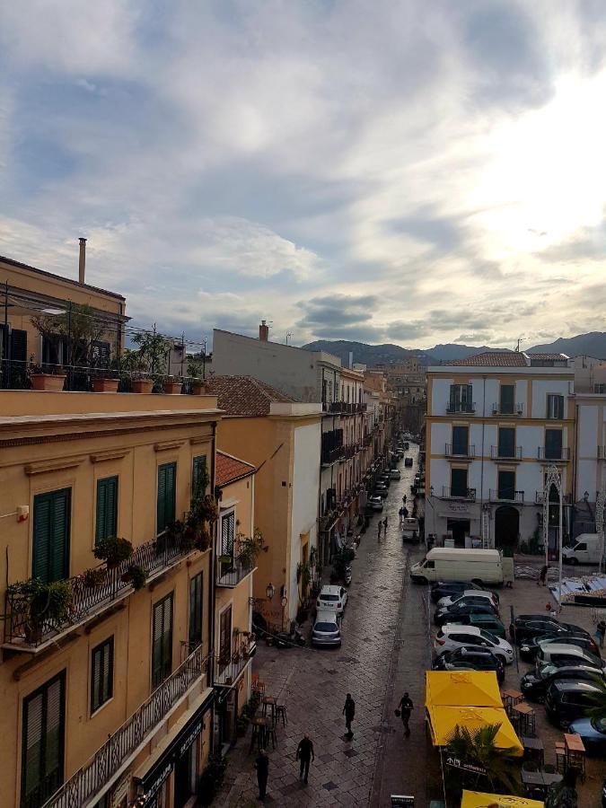 Sweet Home In The City Center Palermo Exterior photo