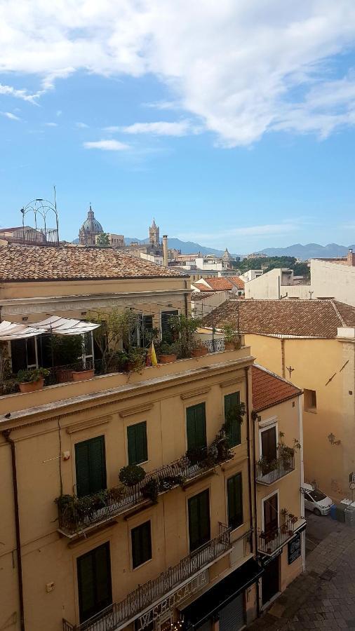 Sweet Home In The City Center Palermo Exterior photo